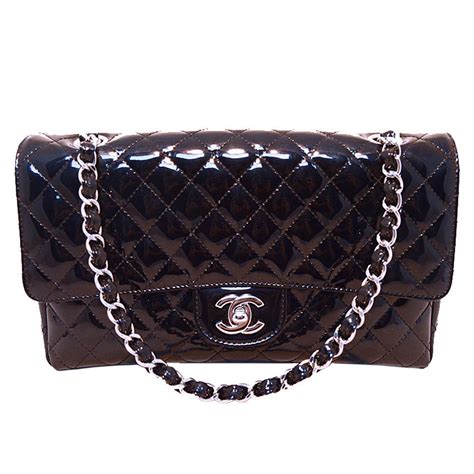 black patent chanel handbag|Chanel patent leather shoulder bag.